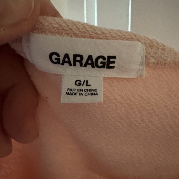 Garage Soft Pink Off-Shoulder Cropped Sweater - Picture 5 of 6